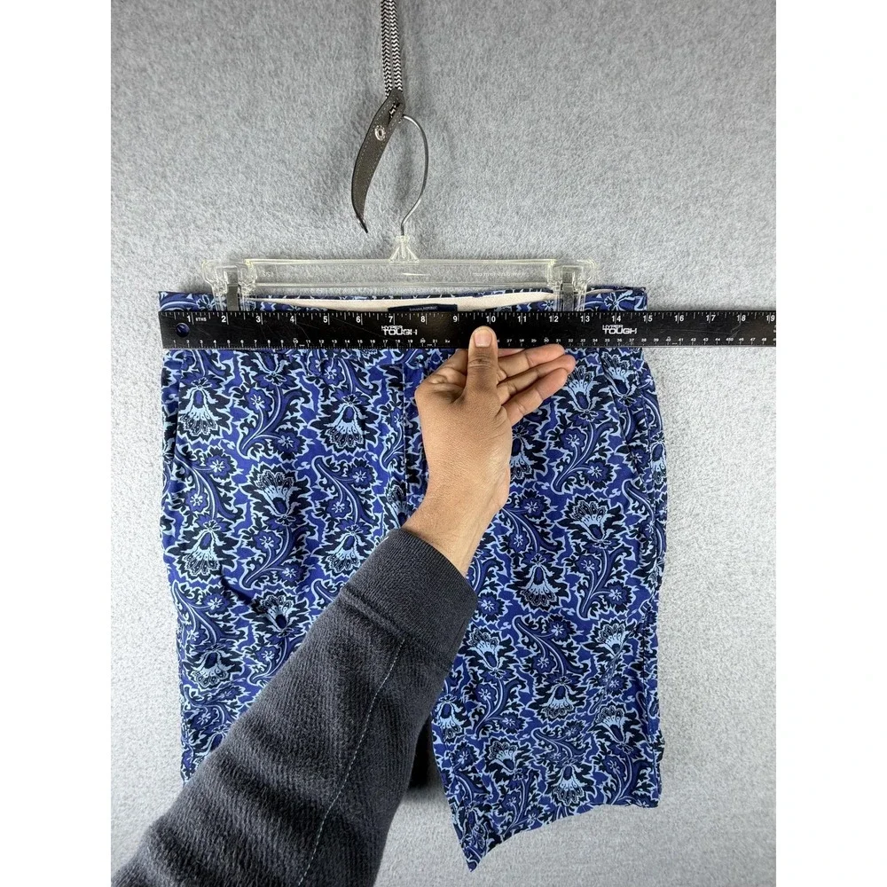 Banana Republic Shorts‎ Mens 28 Blue Paisley Print Chino Summer Casual
